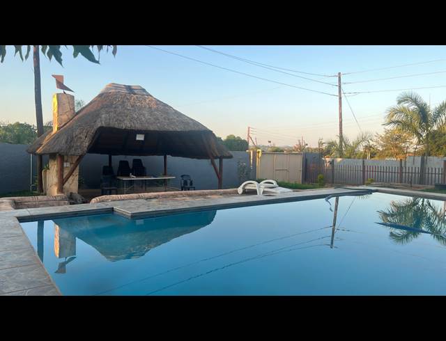 4 BEDROOM HOUSE FOR SALE IN THOHOYANDOU RURAL